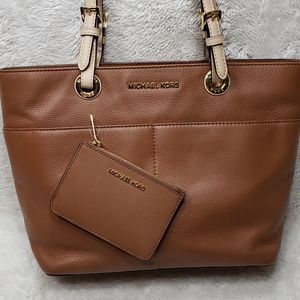 Michael Kors Pocket Tote w/ NWT Wallet
